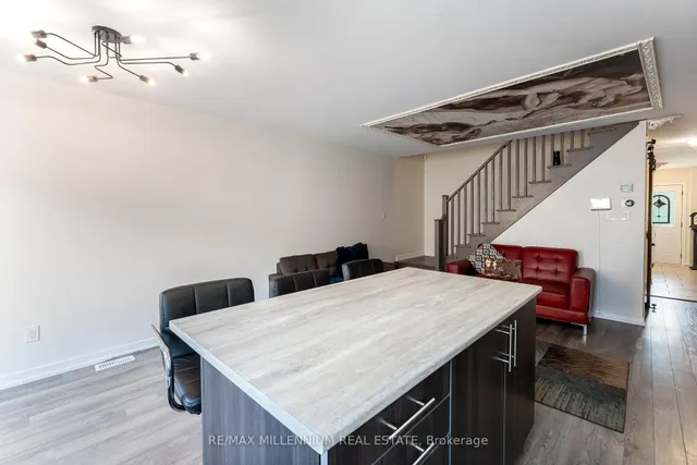 Additional image 18 of 494 Queen Mary Dr