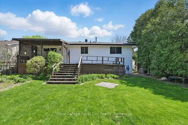 Additional image 43 of 701 Castleguard Cres