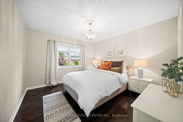 Additional image 31 of 2067 Annette Crt