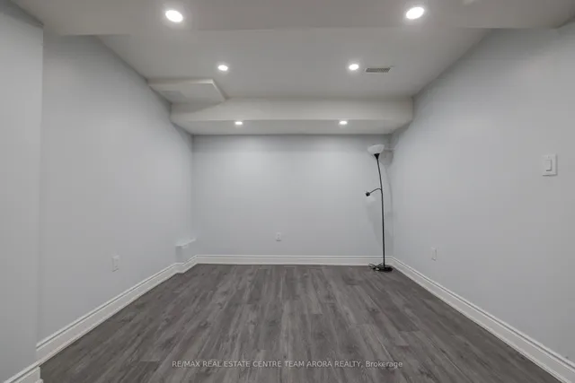 Additional image 44 of 436 Royal West Dr