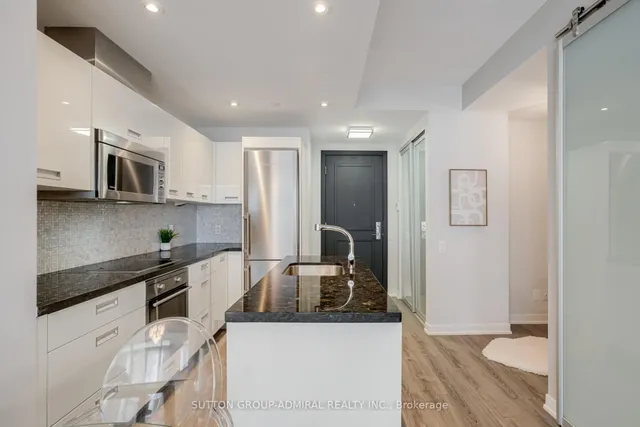 Additional image 4 of 90 Parklawn Rd Unit 1003