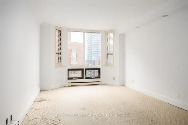 Additional image 19 of 1166 Bay St Unit 2103