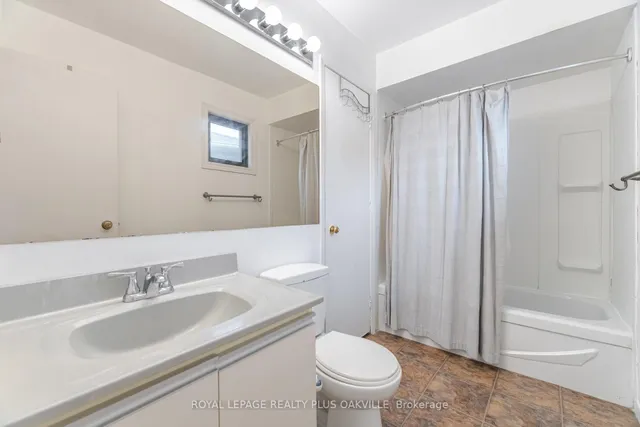 Additional image 28 of 421 Laurentian Ave