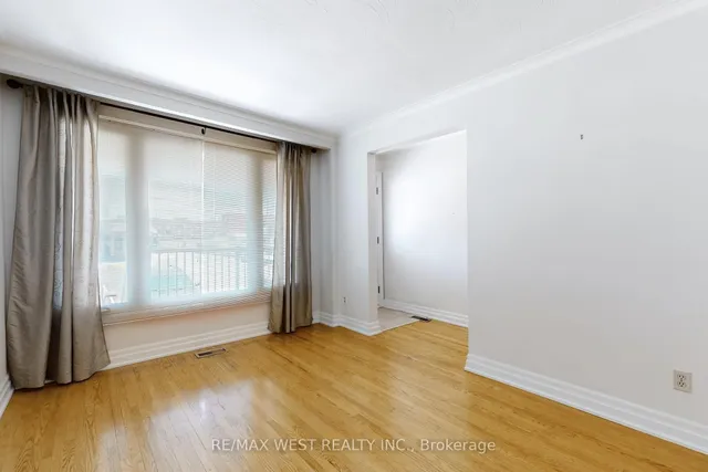 Additional image 7 of 304 Concord Ave