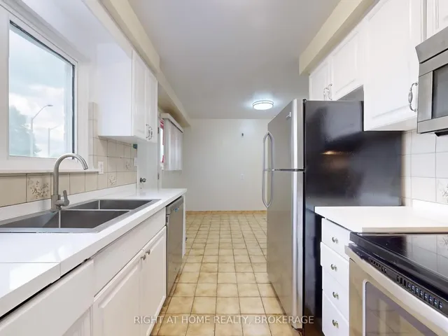 Additional image 11 of 3339 Victory Cres