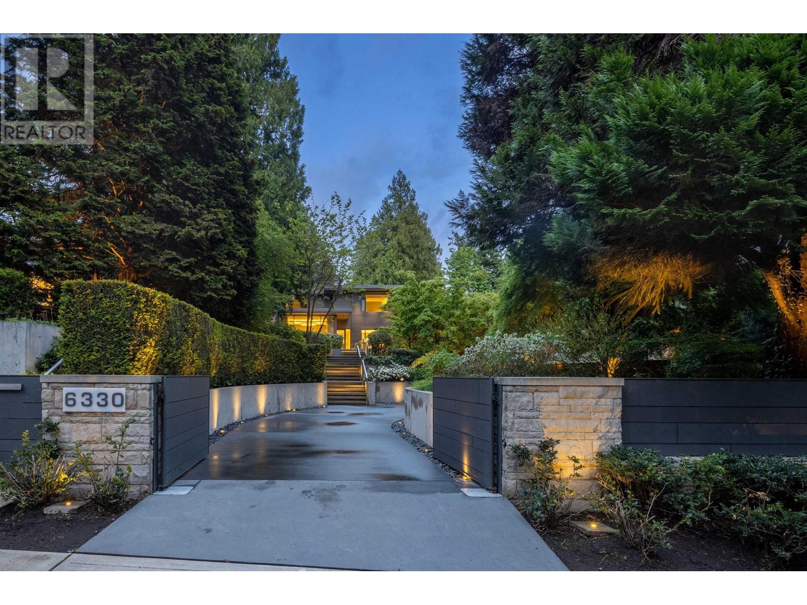 6330 MACDONALD STREET|Vancouver, British Columbia V6N1E6