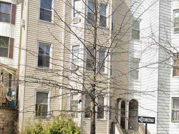 203 E 205th Street, Bronx, NY 10458
