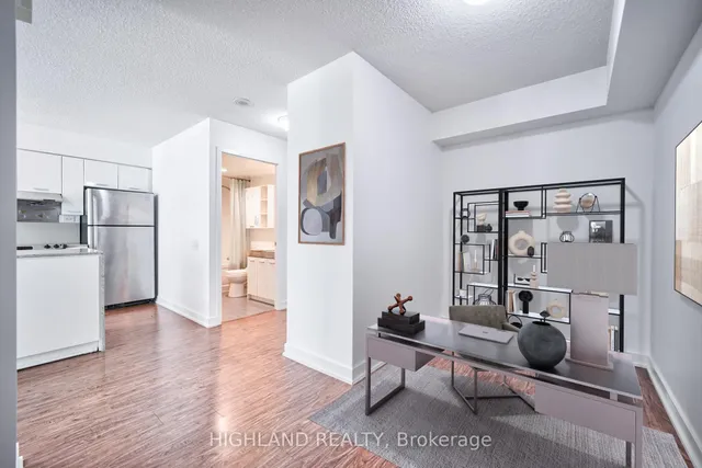 Additional image 2 of 15 Singer Crt Unit 512