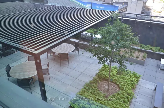 Additional image 25 of 327 King St Unit 4303