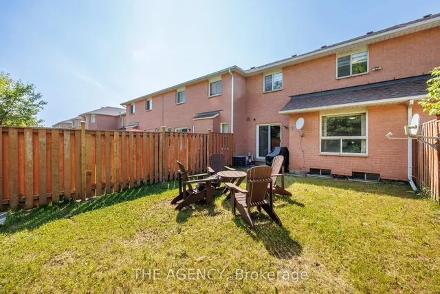 Additional image 31 of 43 Castlethorpe Dr