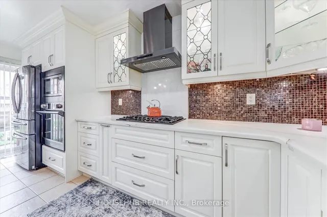 Additional image 13 of 697 Ambroise Cres