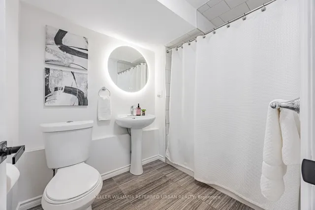 Additional image 38 of 257 Montrose Ave