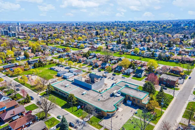 Additional image 34 of 101 ABERFOYLE Ave