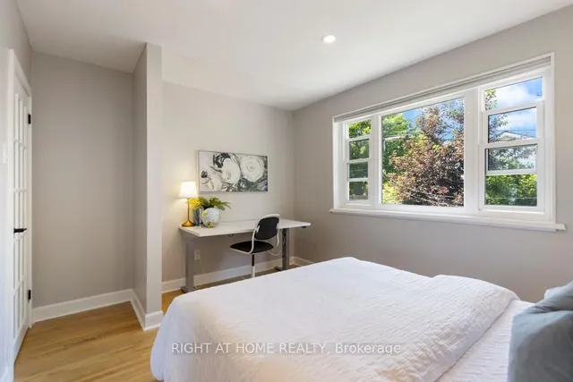 Additional image 18 of 4224 Bloor St