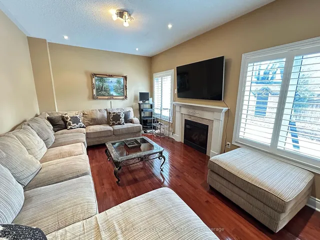 Additional image 11 of 128 Mount Royal Circ