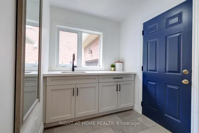 Additional image 33 of 41 Watercliff Pl