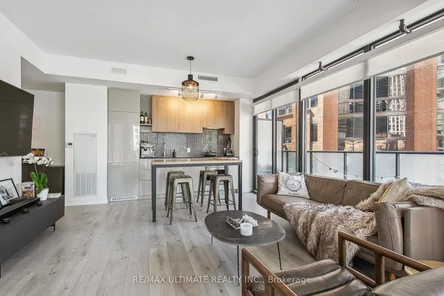 Additional image 11 of 161 Roehampton Ave Unit 601