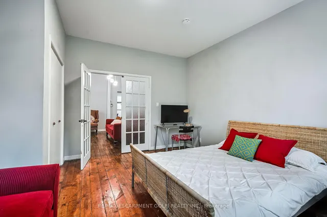 Additional image 13 of 118 Queen St