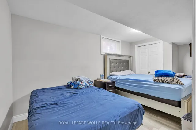 Additional image 41 of 50 Inge Crt