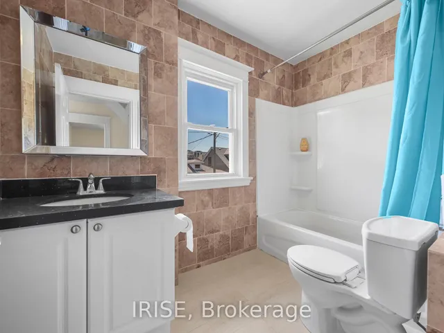 Additional image 32 of 25 Lottridge St