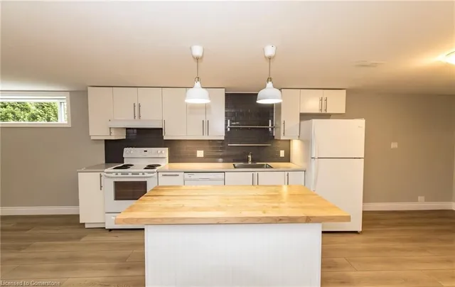 Additional image 27 of 371 Meadowbrook Dr