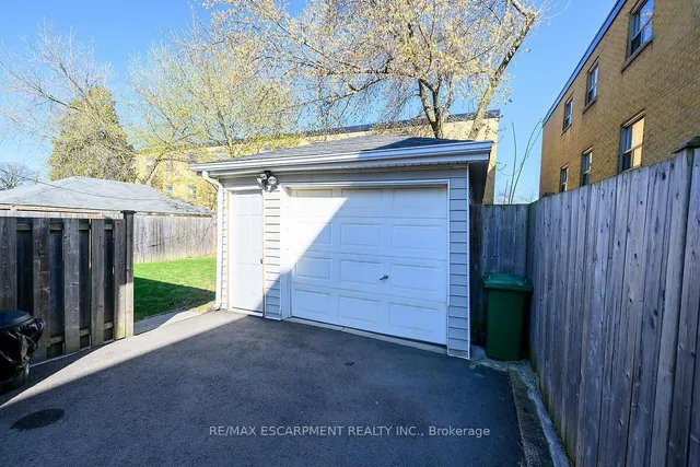 Additional image 40 of 333 East 42nd St