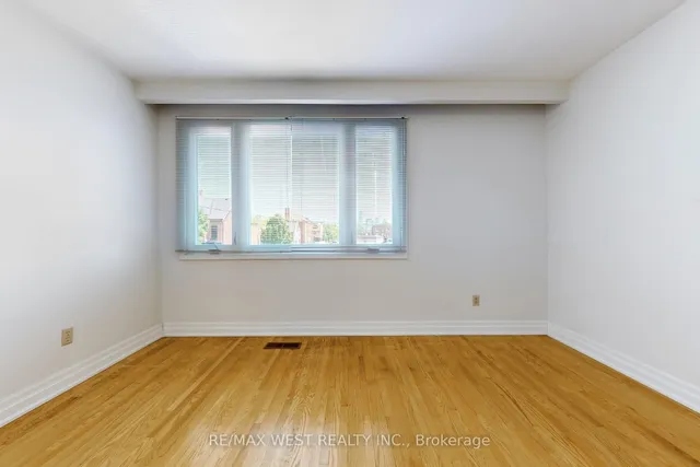 Additional image 25 of 304 Concord Ave