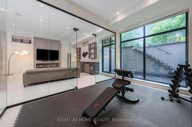 Additional image 45 of 18 Divadale Dr