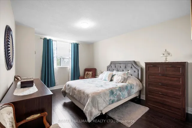 Additional image 18 of 3 Lisa St Unit 410