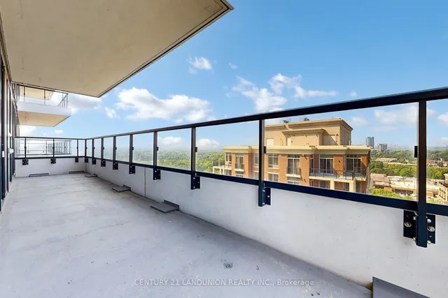 Additional image 31 of 10 Inn On The Park Dr Unit 2004