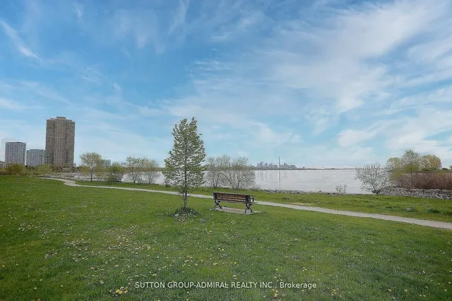 Additional image 30 of 70 Annie Craig Dr Unit TH107