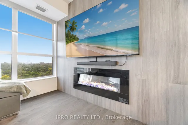 Additional image 13 of 275 Village Green Sq Unit 1722