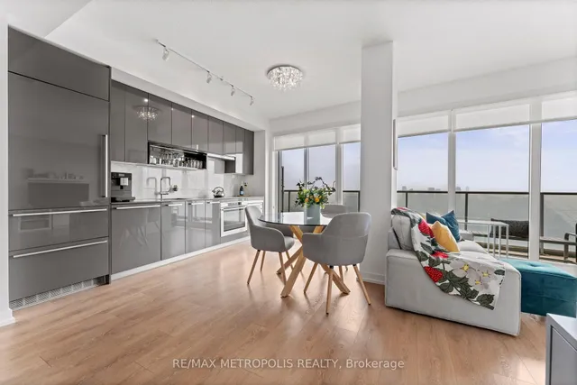 Additional image 5 of 117 McMahon Dr Unit SPH11