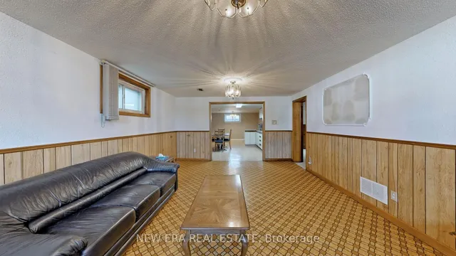 Additional image 22 of 35 Beckett Ave