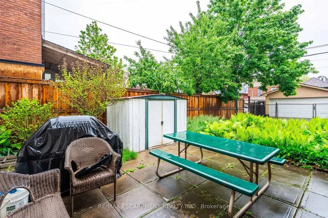 Additional image 39 of 204 Emerald St