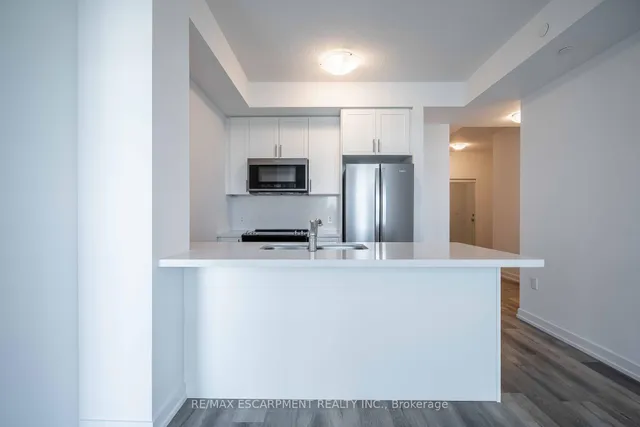 Additional image 7 of 470 Dundas St Unit 405