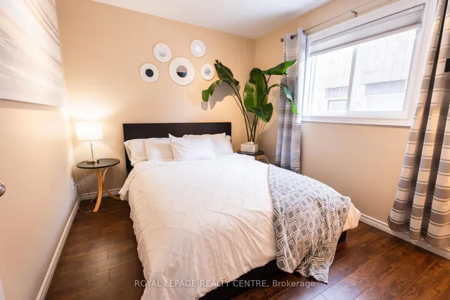 Additional image 19 of 110 Simmons Blvd