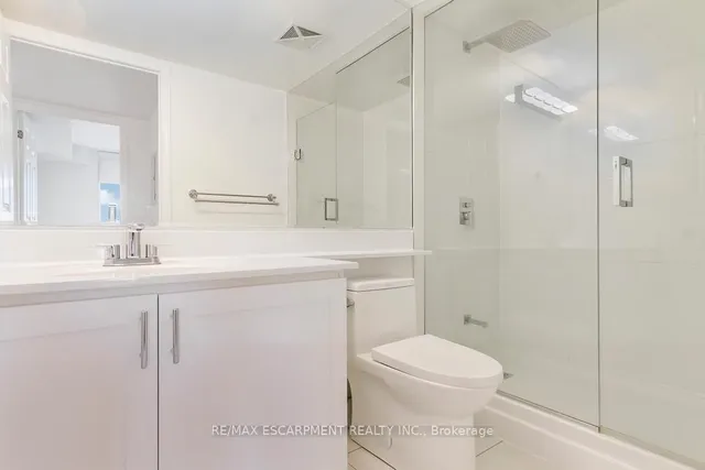 Additional image 29 of 18 Kenaston Gdns Unit 1701