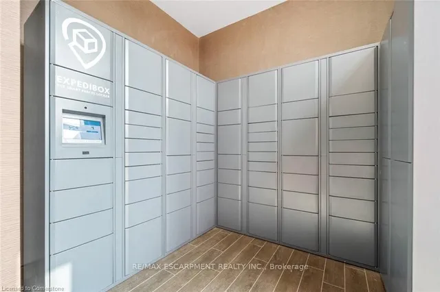 Additional image 32 of 460 Dundas St Unit 314