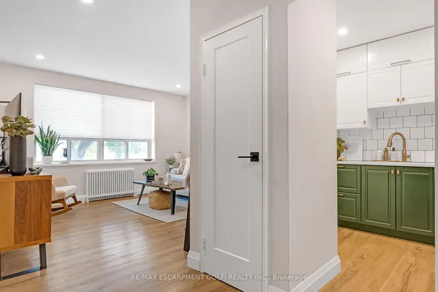 Additional image 6 of 37 Mericourt Rd Unit 208