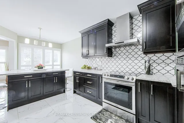 Additional image 18 of 34 Narrow Valley Cres