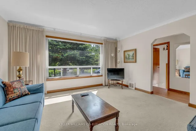 Additional image 7 of 10 Robindale Ave