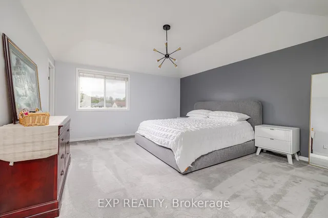Additional image 14 of 453 Beaumont Cres