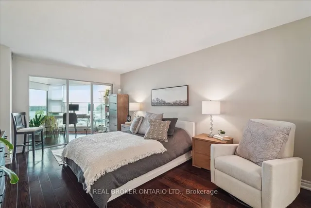 Additional image 18 of 401 Queens Quay Unit 503