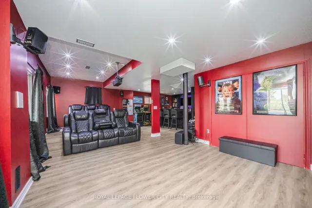 Additional image 33 of 21 Relton Circ