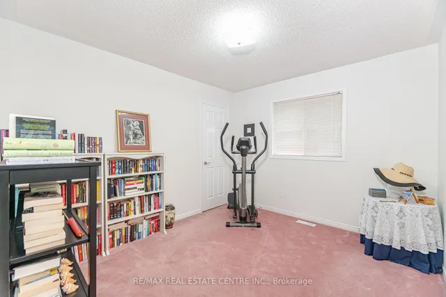 Additional image 40 of 126 Eagleridge Dr