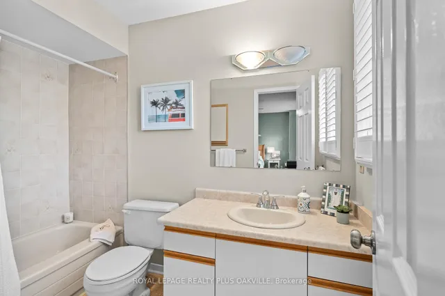 Additional image 24 of 5255 Lakeshore Rd Unit 49