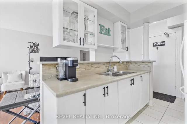 Additional image 6 of 851 Queenston Rd Unit 406