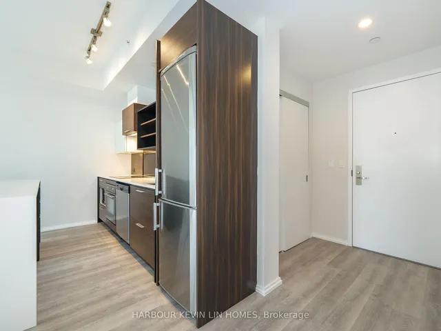 Additional image 4 of 75 St Nicholas St Unit 806