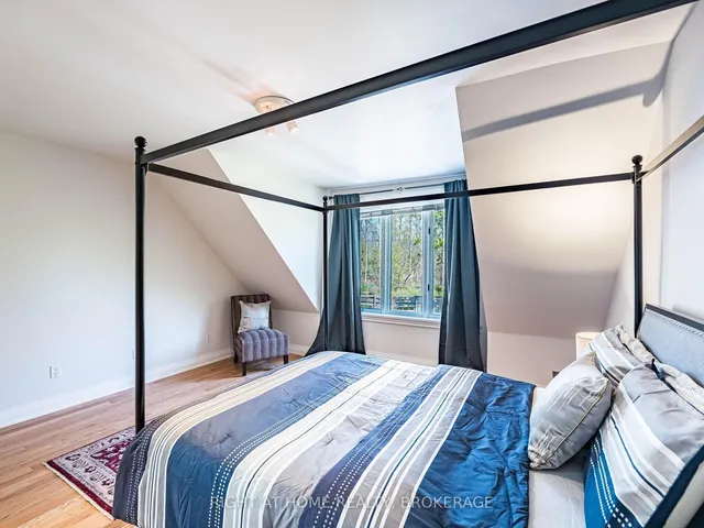 Additional image 34 of 774 Old Dundas Rd